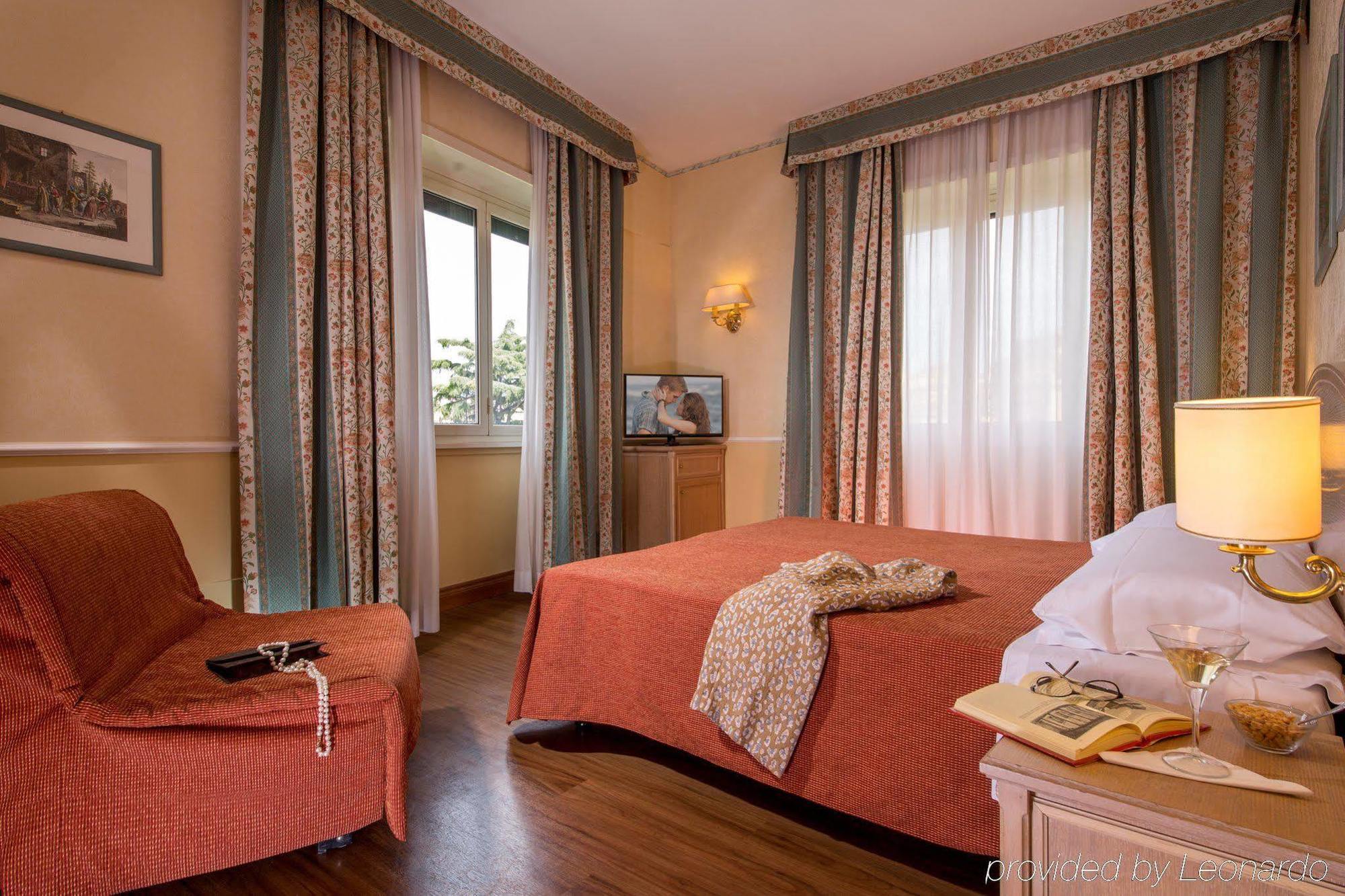 Hotel Santa Costanza By Omnia Hotels Rome Exterior photo